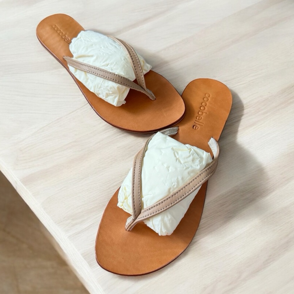 Cocobelle Tan Leather Flip Flop Flat Sandals - Never Worn - Size 8 (fits 7)